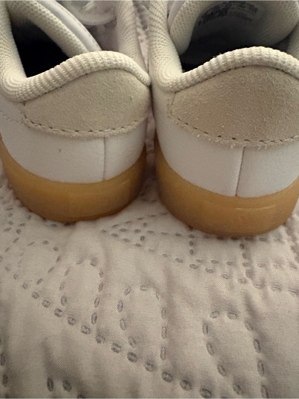 adidas Kids White Sneakers with Beige Accents and Pink Logo - Picture 6 of 6